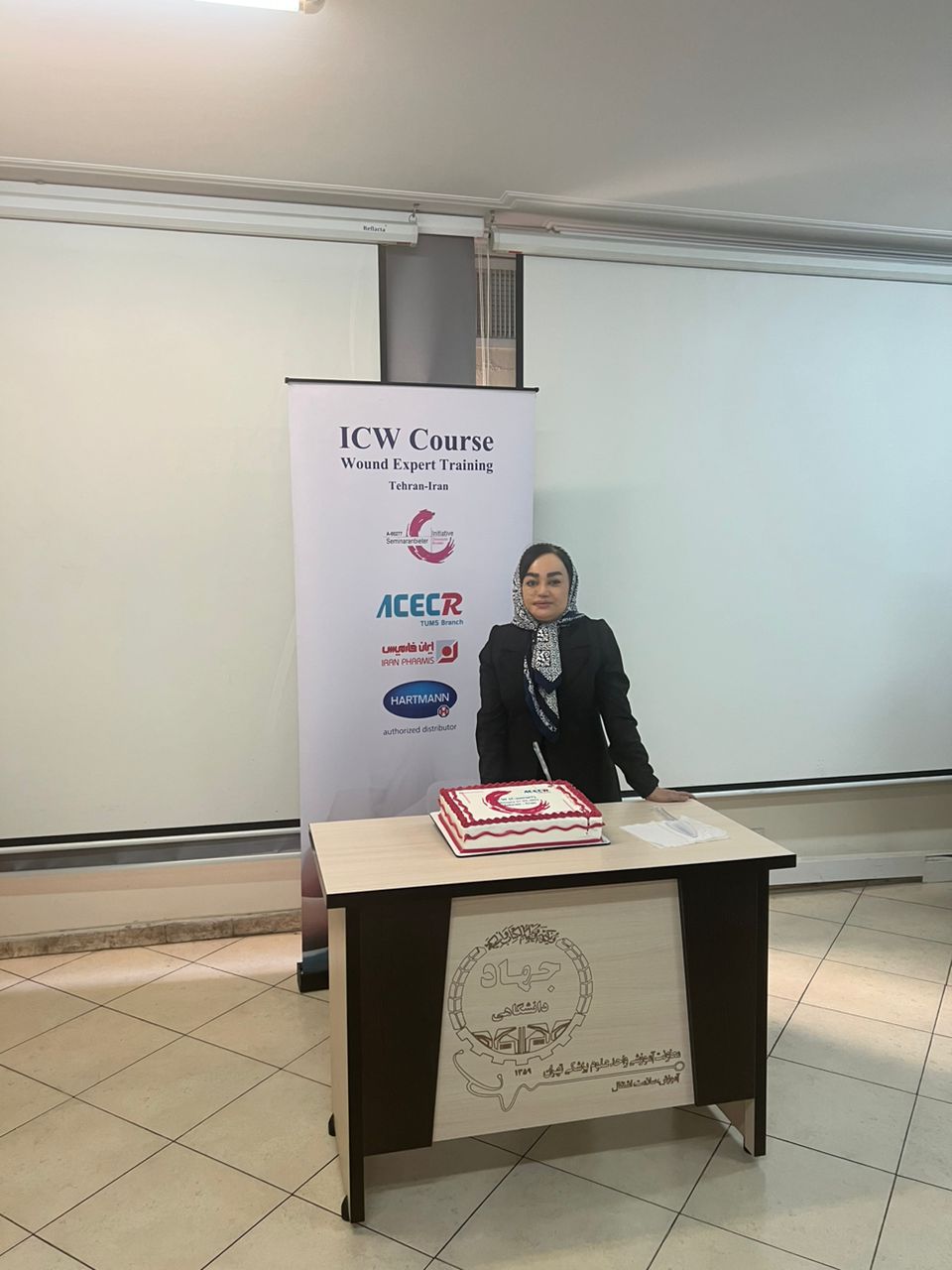 مریم برخورداری حکیم زخم