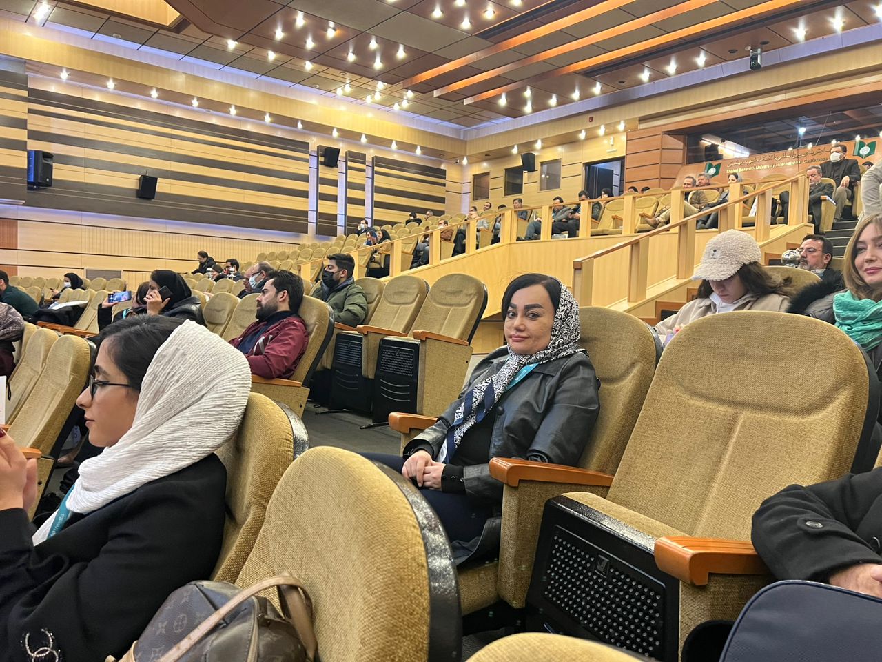 مریم برخورداری حکیم زخم